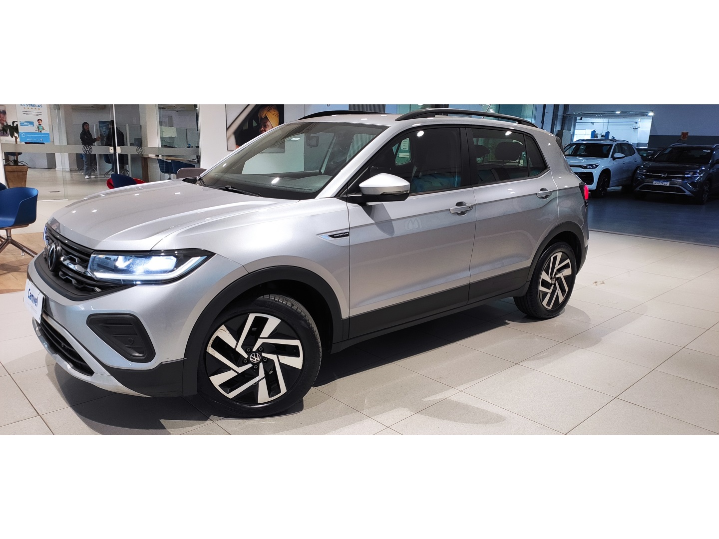 VOLKSWAGEN T-CROSS 1.0 200 TSI TOTAL FLEX COMFORTLINE AUTOMÁTICO