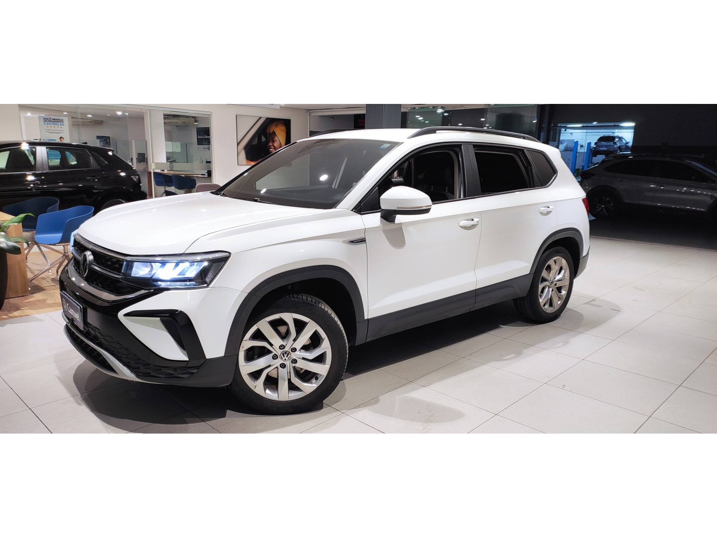 VOLKSWAGEN TAOS 1.4 250 TSI TOTAL FLEX COMFORTLINE AUTOMÁTICO