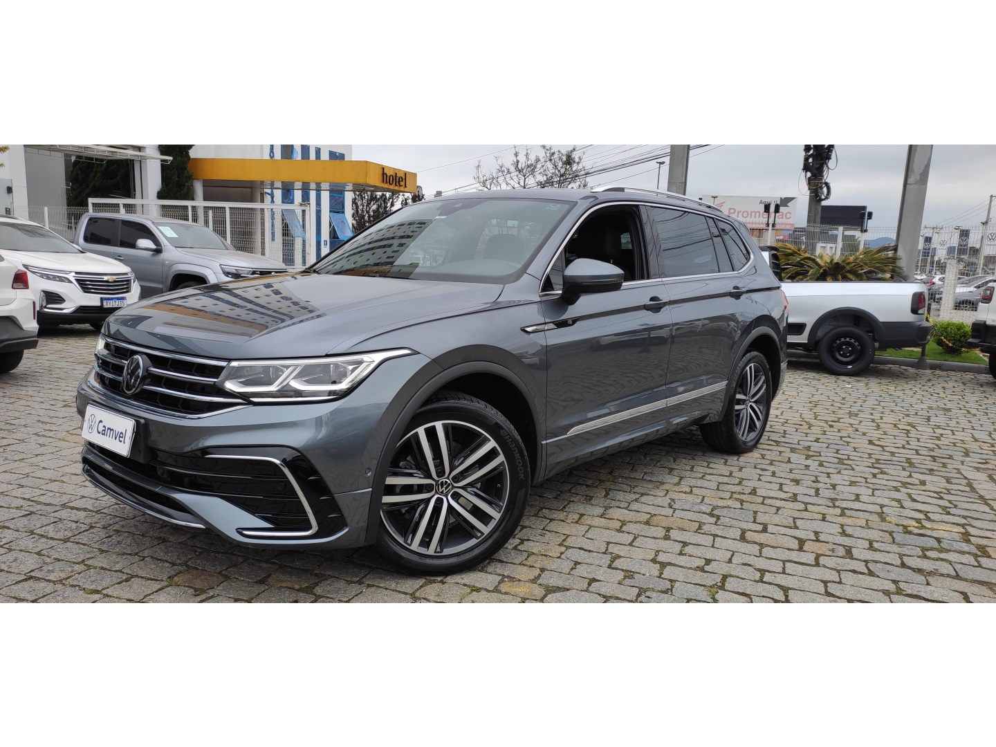 VOLKSWAGEN TIGUAN 2.0 300 TSI GASOLINA ALLSPACE R-LINE AUTOMÁTICO
